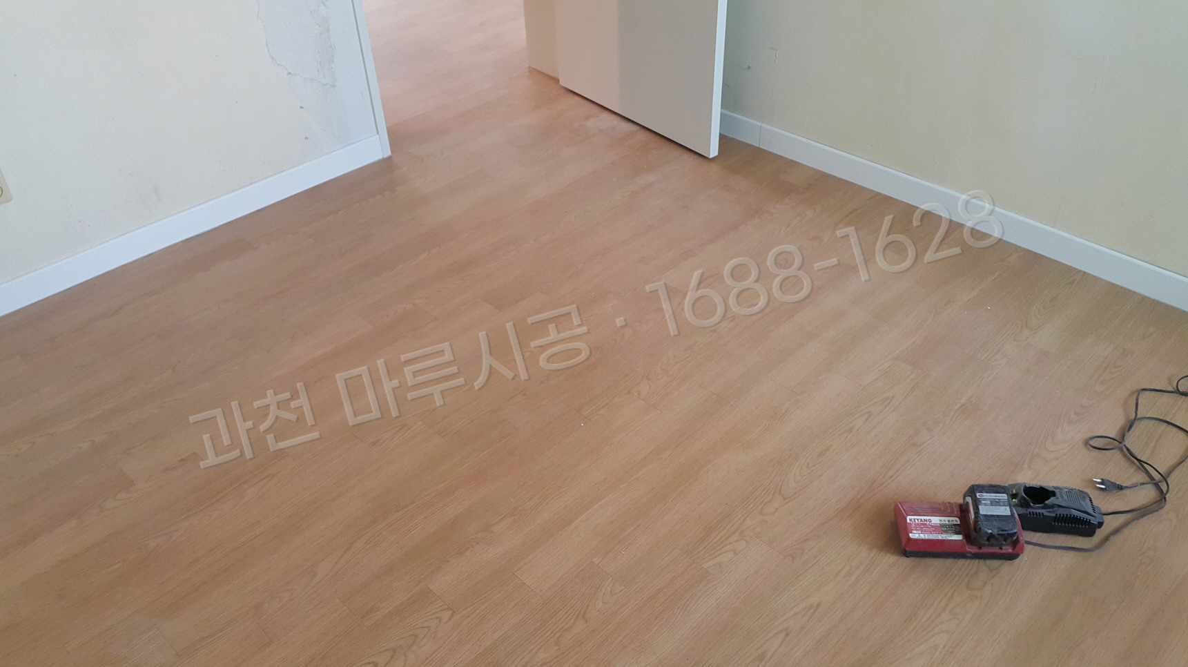 과천 갈현동 바닥공사 마루시공업체 강마루 구정 강마루 오크 아파트 시공 후